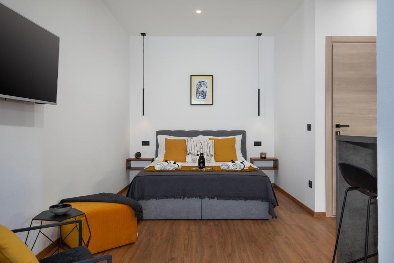 Deluxe Rooms And Apartments Korzo Pula Dış mekan fotoğraf