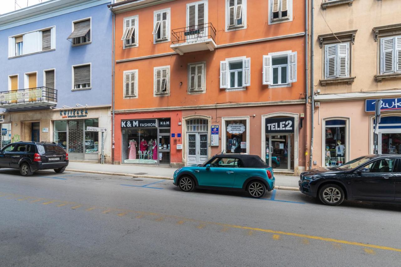 Deluxe Rooms And Apartments Korzo Pula Dış mekan fotoğraf
