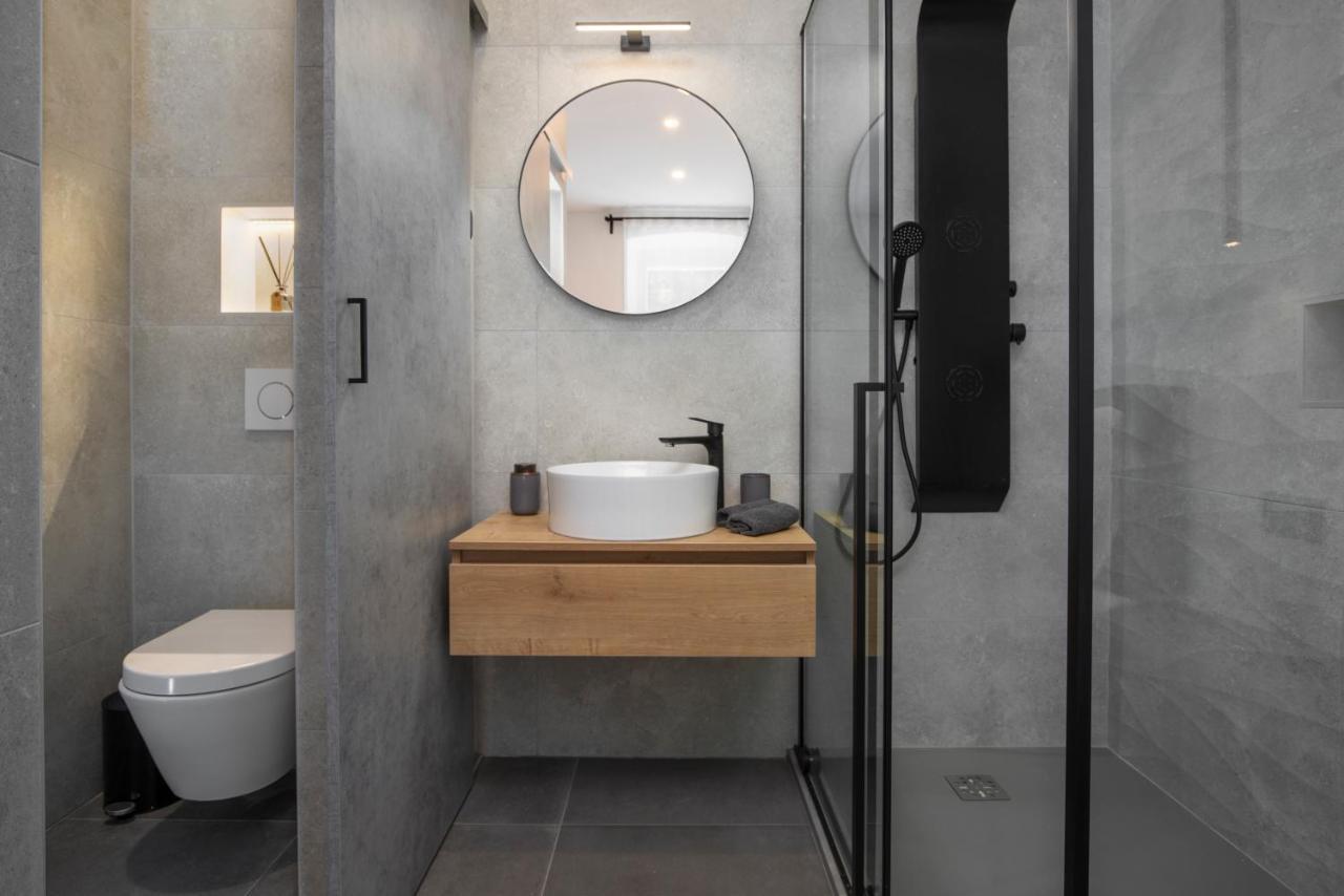 Deluxe Rooms And Apartments Korzo Pula Dış mekan fotoğraf