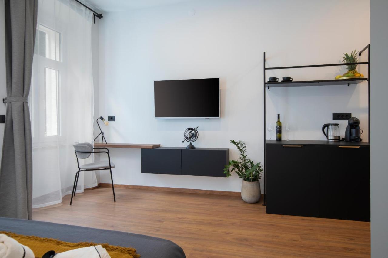Deluxe Rooms And Apartments Korzo Pula Dış mekan fotoğraf