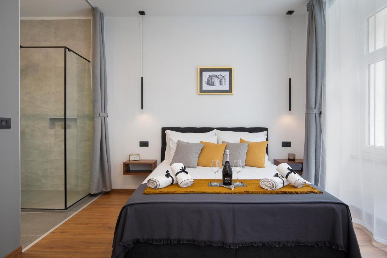 Deluxe Rooms And Apartments Korzo Pula Dış mekan fotoğraf